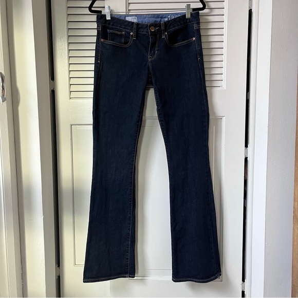 GAP 1969 Curvy Low Rise Bootcut Jeans | Dark Blue | 6/28 Regular Length - Picture 1 of 11